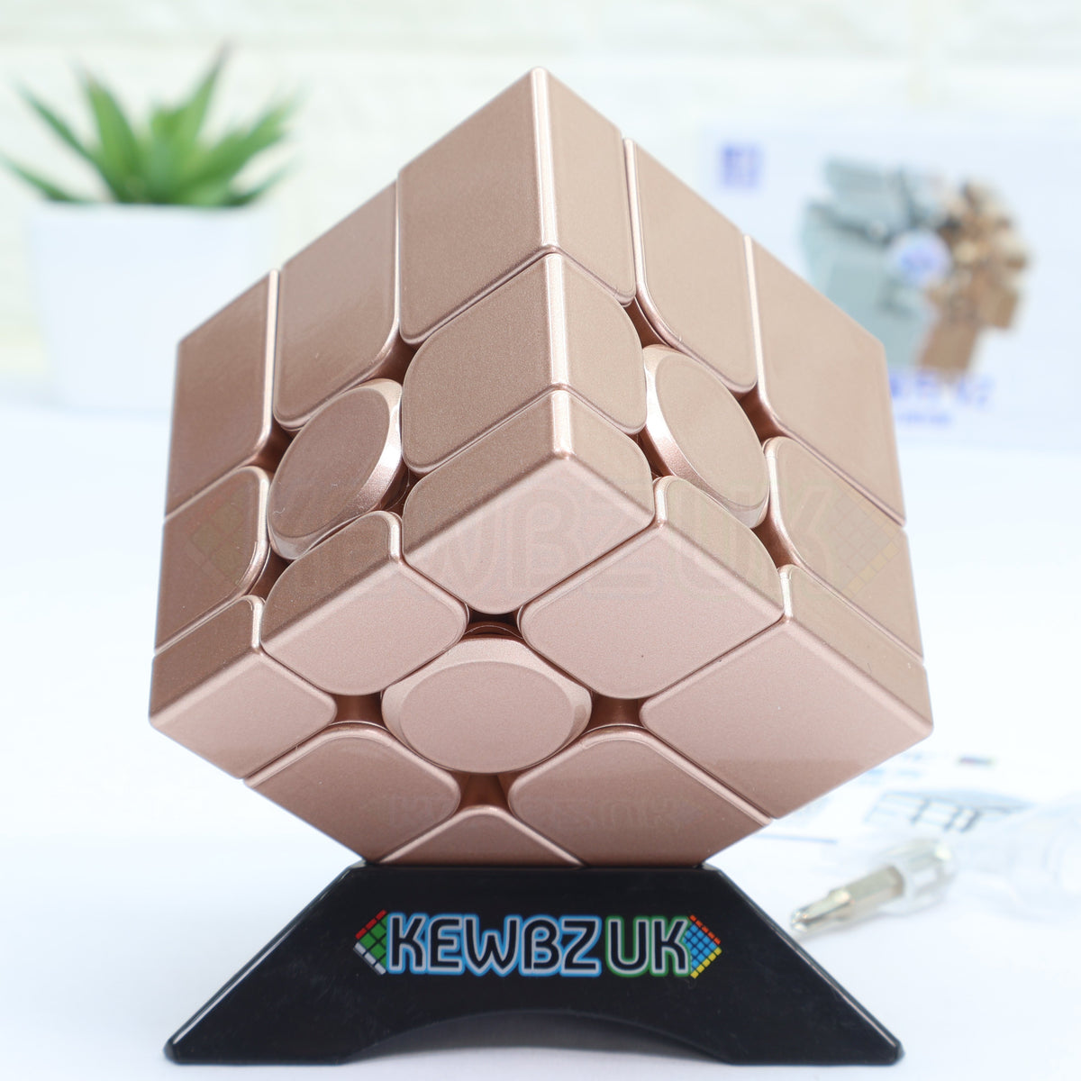 MoYu Mirror Cube V2 (Magnetic, Ball-Core, UV)